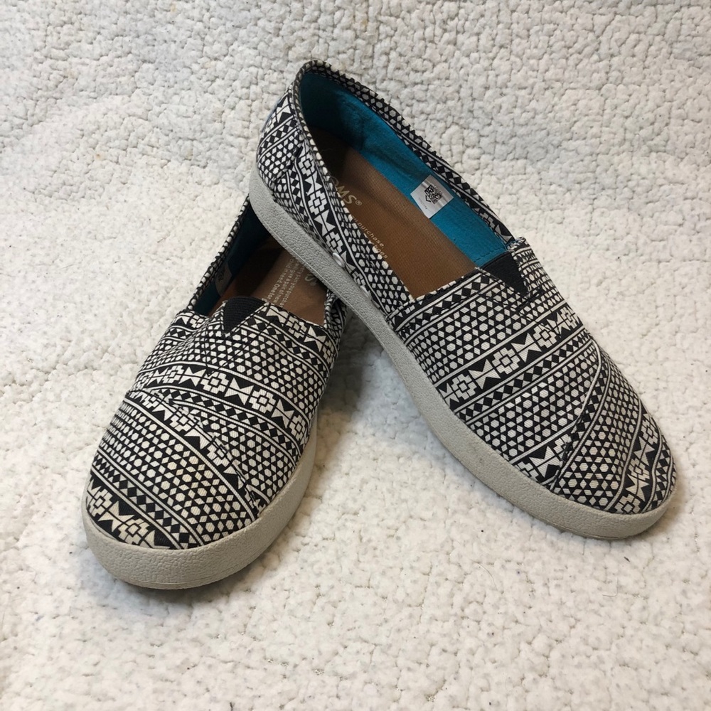 Toms Slip Ons